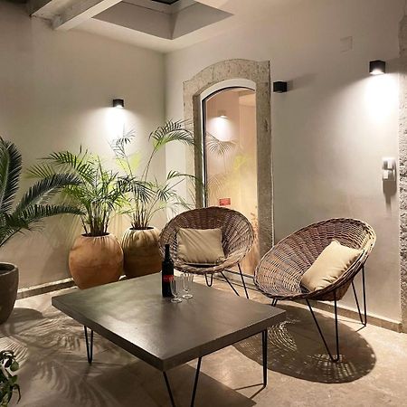 Guestready - Luxury With Private Terrace In Lapa Appartement Lissabon Buitenkant foto