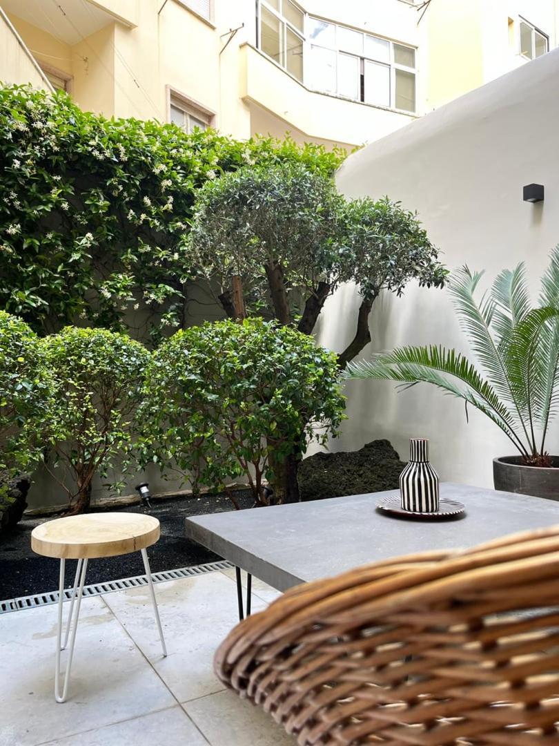Guestready - Luxury With Private Terrace In Lapa Appartement Lissabon Buitenkant foto